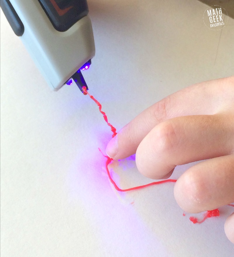 Learning about 3D shapes with Atmosflare 3D pen is such a fun and hands on way to learn about shapes and see how all the sides fit together! Plus you have the finished product to admire!