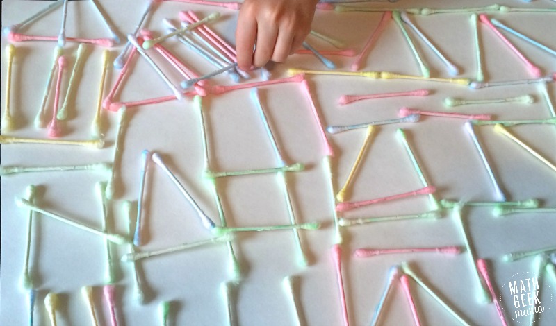 This looks so fun, and there are so many great ideas about how to use this super cheap math manipulative to learn all kinds of math concepts! Math with Q-Tips is so easy and versatile!